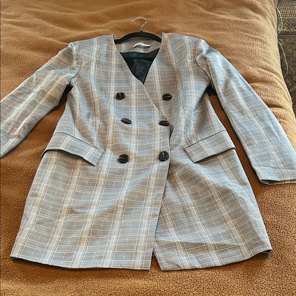 Gray Plaid Double-Breasted Blazer Dress - Picture 4 of 11